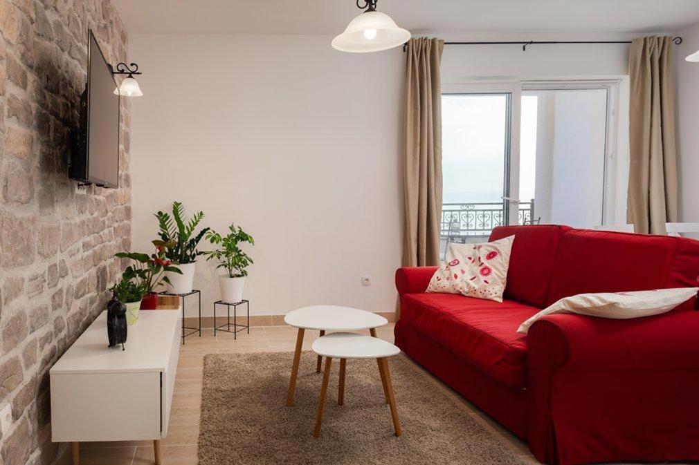 Apartmani Mirona - Tučepi Buitenkant foto